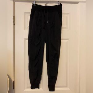 Lululemon Dance Studio Jogger Size 4 Black
